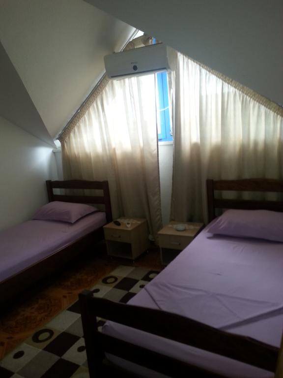 Hotel Ambasador Bahçallëk Room photo